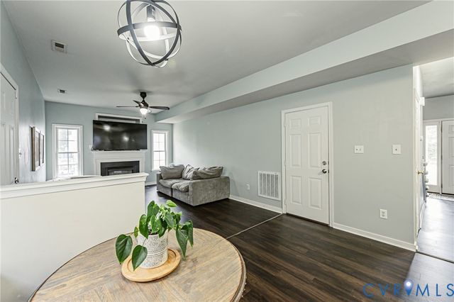 10609 Sherwin Pl, Glen Allen, VA 23059