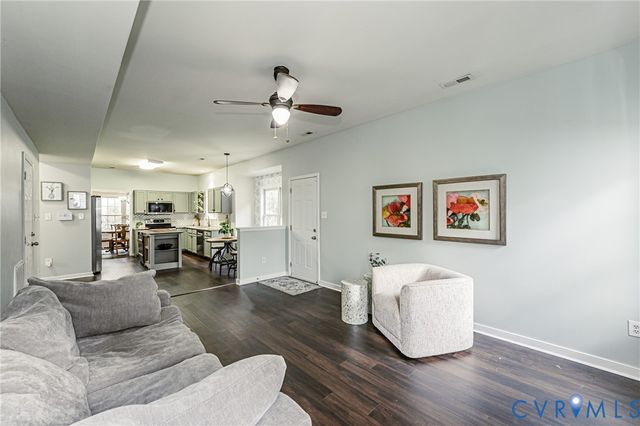 10609 Sherwin Pl, Glen Allen, VA 23059