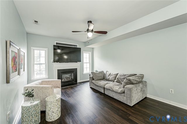 10609 Sherwin Pl, Glen Allen, VA 23059