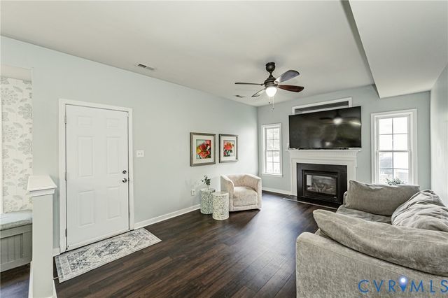 10609 Sherwin Pl, Glen Allen, VA 23059