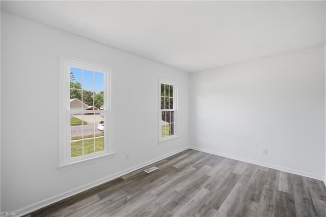 408 Gloria DR, Chesapeake, VA 23322