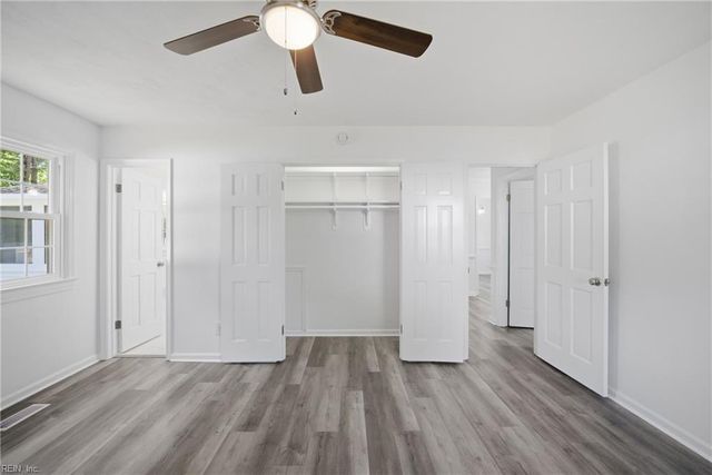 408 Gloria DR, Chesapeake, VA 23322