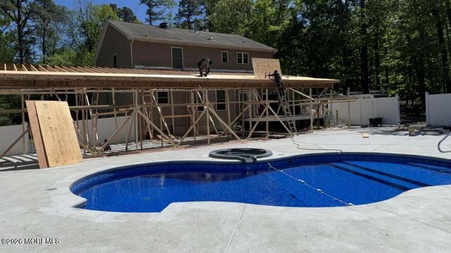 438 Freehold Road, Jackson, NJ 08527