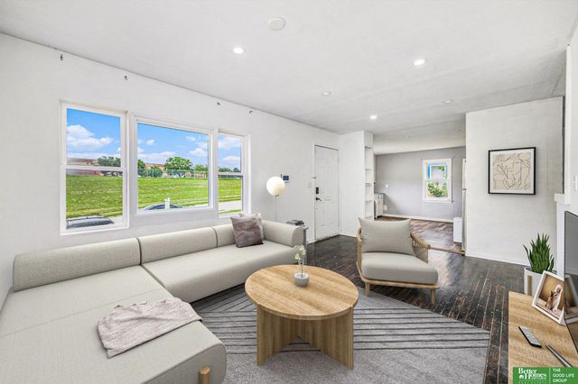 3721 Kansas Avenue, Omaha, NE 68111