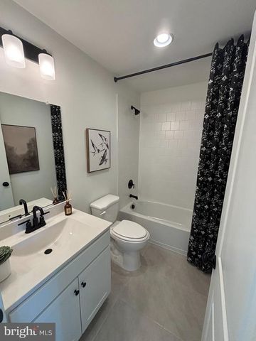 2605 GREY WOLF LN, Locust Grove, VA 22508