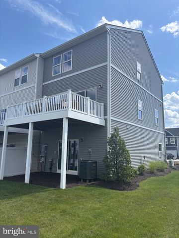 2605 GREY WOLF LN, Locust Grove, VA 22508