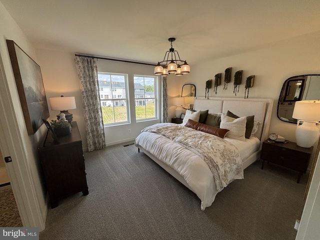 2605 GREY WOLF LN, Locust Grove, VA 22508