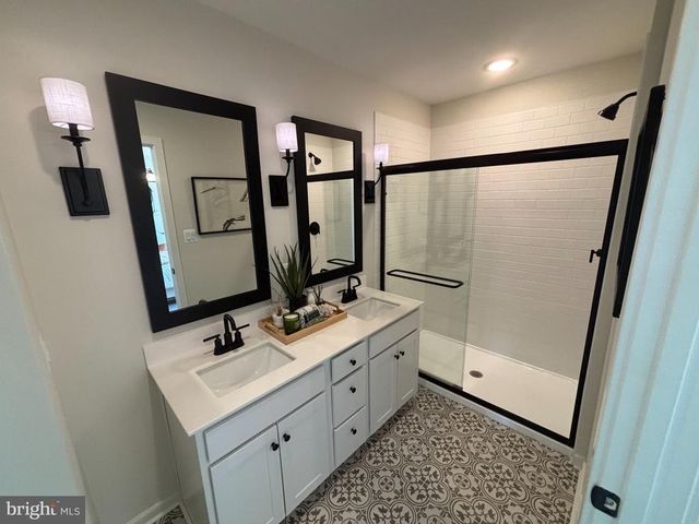 2605 GREY WOLF LN, Locust Grove, VA 22508