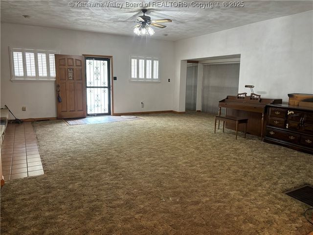 13202 & 13204 MacCorkle Avenue, Chesapeake, WV 25315