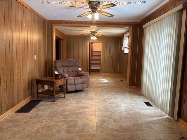 13202 & 13204 MacCorkle Avenue, Chesapeake, WV 25315