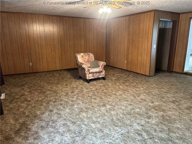 13202 & 13204 MacCorkle Avenue, Chesapeake, WV 25315