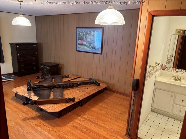 13202 & 13204 MacCorkle Avenue, Chesapeake, WV 25315