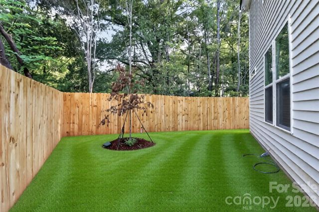 3616 Bullard Street, Charlotte, NC 28208