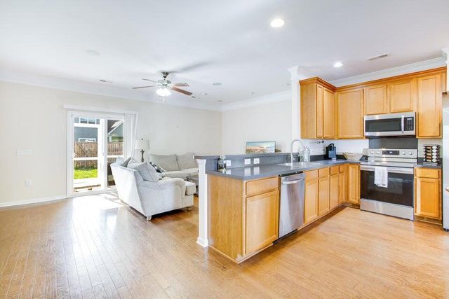 282 Swallowtail Lane, Goose Creek, SC 29445