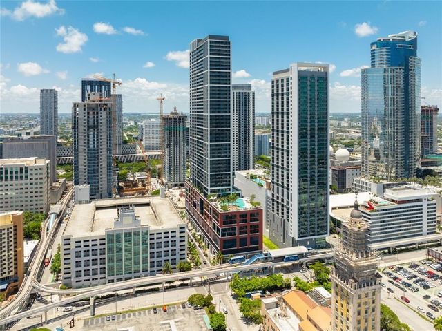 159 NE 6th St 3914, Miami, FL 33132