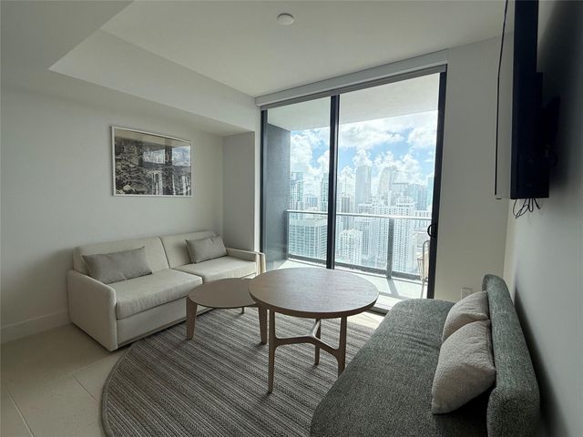 159 NE 6th St 3914, Miami, FL 33132