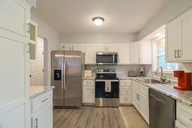 1714 Wembleton Drive, Jonesboro, AR 72401