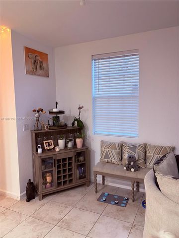 4002 NW 11th Dr, Lauderhill, FL 33313