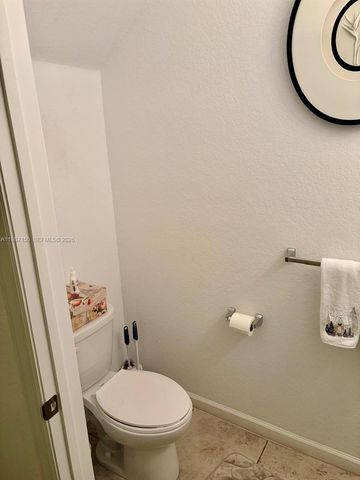 4002 NW 11th Dr, Lauderhill, FL 33313