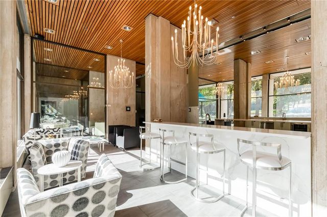 2510 Grand Boulevard 2301, Kansas City, MO 64108