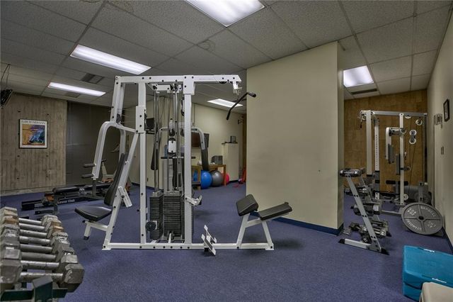 2510 Grand Boulevard 2301, Kansas City, MO 64108