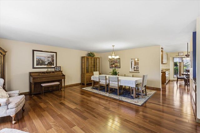 124 Mountain Oak Ct, Folsom, CA 95630