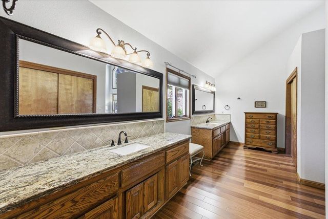 124 Mountain Oak Ct, Folsom, CA 95630