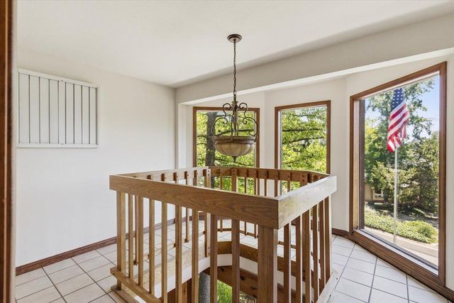 124 Mountain Oak Ct, Folsom, CA 95630