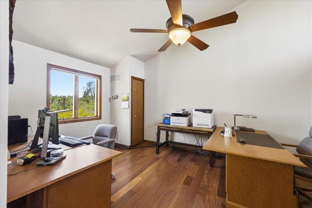 124 Mountain Oak Ct, Folsom, CA 95630