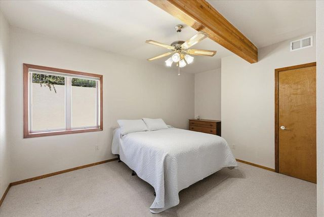 124 Mountain Oak Ct, Folsom, CA 95630