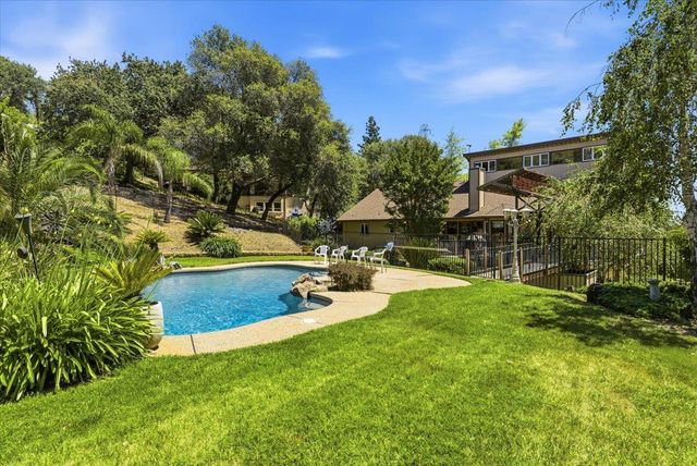 124 Mountain Oak Ct, Folsom, CA 95630