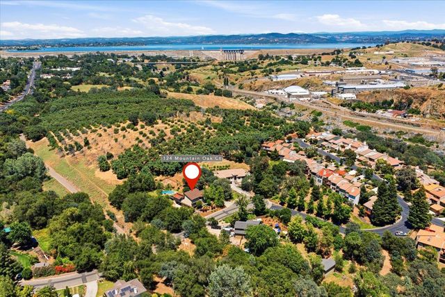 124 Mountain Oak Ct, Folsom, CA 95630