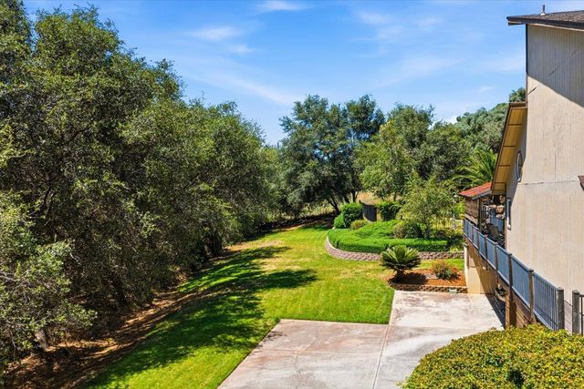 124 Mountain Oak Ct, Folsom, CA 95630