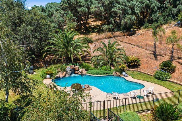 124 Mountain Oak Ct, Folsom, CA 95630