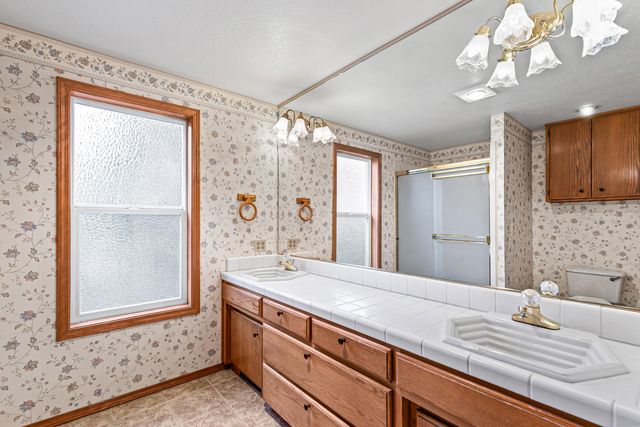 4231 Tamarack Drive, Medford, OR 97504