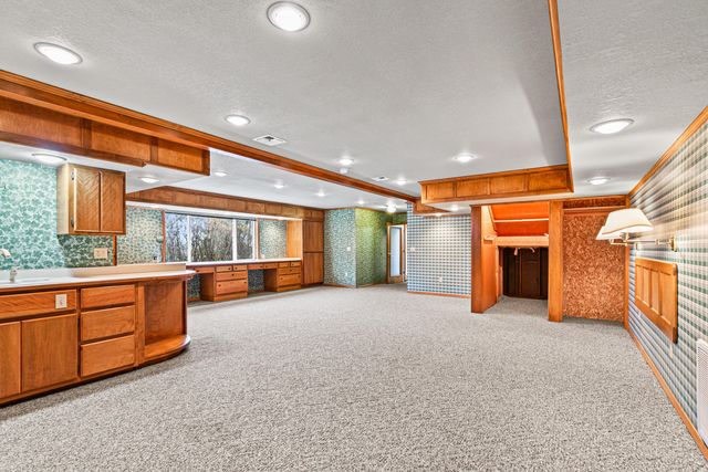 4231 Tamarack Drive, Medford, OR 97504