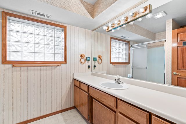 4231 Tamarack Drive, Medford, OR 97504