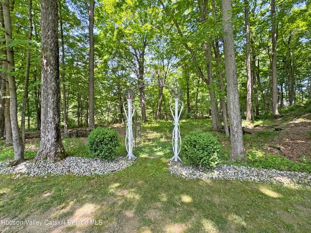 115 Autumn Chase Drive, Hopewell Junction, NY 12533