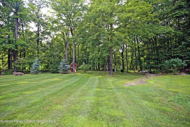 115 Autumn Chase Drive, Hopewell Junction, NY 12533