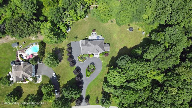 115 Autumn Chase Drive, Hopewell Junction, NY 12533