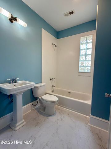 1902 Wrightsville Avenue, Wilmington, NC 28403