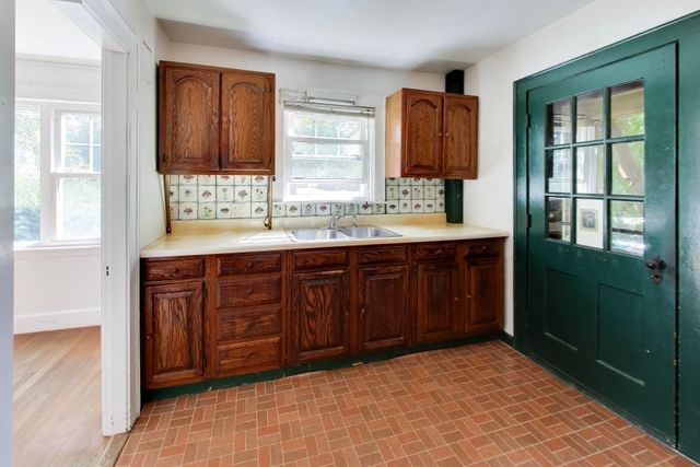 72 Sexton Ave, Westwood, MA 02090