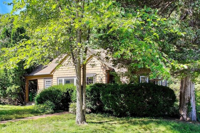 72 Sexton Ave, Westwood, MA 02090