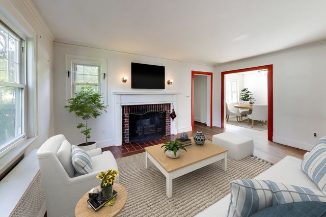 72 Sexton Ave, Westwood, MA 02090