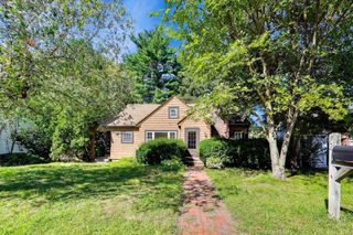 72 Sexton Ave, Westwood, MA 02090
