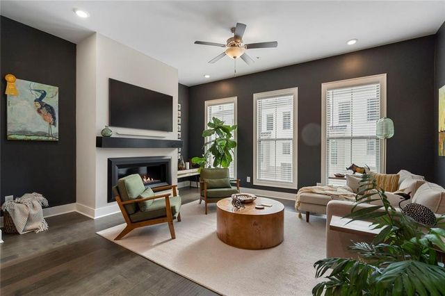 207 Mitchell Lane, Woodstock, GA 30188