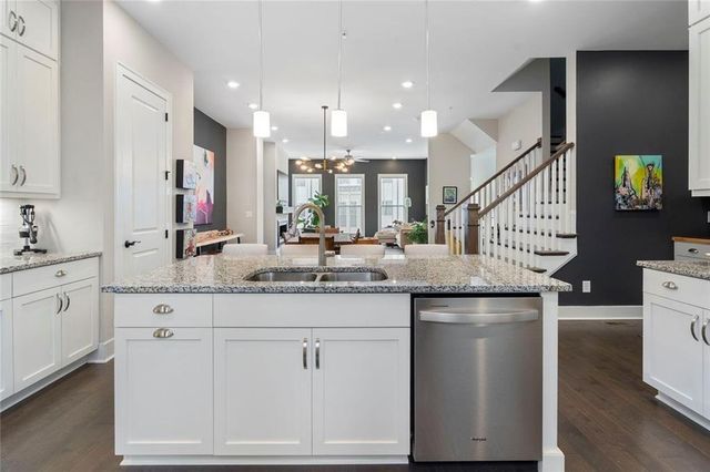 207 Mitchell Lane, Woodstock, GA 30188