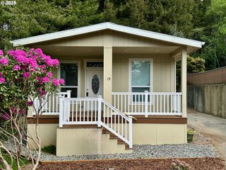 98041 Hall Way Road 19, Brookings, OR 97415