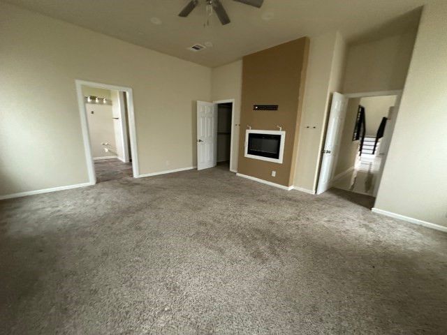 487 Whispering Way, Red Oak, TX 75154
