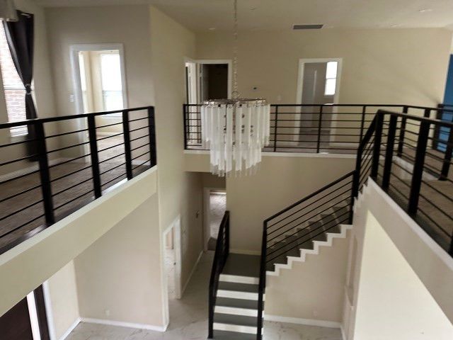487 Whispering Way, Red Oak, TX 75154